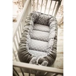 TiSsi Nestchen Near2me Grau Mit Punkten Kuschliger Cocoon 5 TiSsi Nestchen Near2me Grau Mit Punkten Kuschliger Cocoon -Kinder Geschäft 100196 babynest grau inlay grau weisse punkte 1