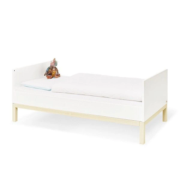 Pinolino Skadi Sparset Breit Kinderbett & Wickelkommode - Kiefer Massiv 5 Pinolino Skadi Sparset Breit Kinderbett & Wickelkommode - Kiefer Massiv – Bild 3