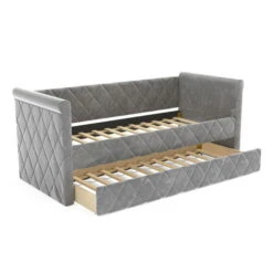 Nature Kid Vilena Sofabett Velour Grau 90 X 200 Cm Mit Gästebett 11 Nature Kid Vilena Sofabett Velour Grau 90 X 200 Cm Mit Gästebett -Kinder Geschäft 350041 vilena grey whiteroom1 1 02 2k