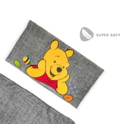 Hauck Highchair Pad Deluxe Sitzkissen Pooh 7 Hauck Highchair Pad Deluxe Sitzkissen Pooh -Kinder Geschäft 4007923667118.pt02.highchair pad deluxe pooh grey