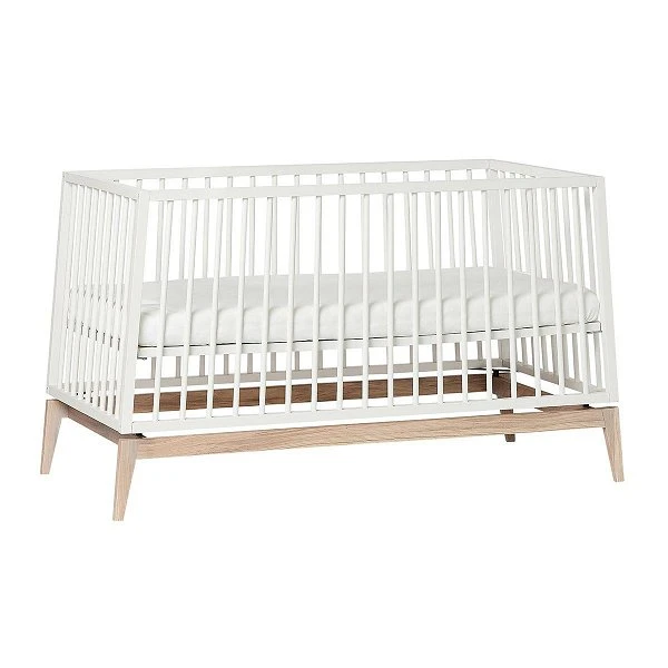 Leander Luna Babybett 70x140 Cm Weiß/Eiche 4 Leander Luna Babybett 70x140 Cm Weiß/Eiche – Bild 2