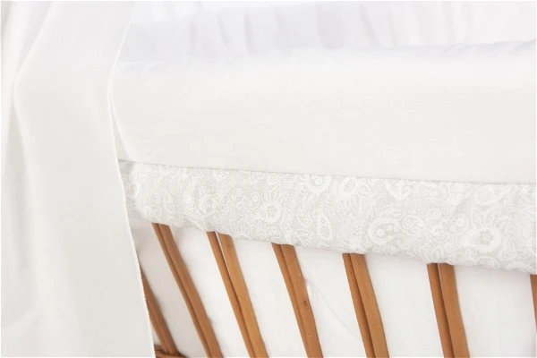 Mionido Stubenwagen Lisa Natur Paisley Hellgrau Mit Garnierung, Matratze Und Matratzenbezug 7 Mionido Stubenwagen Lisa Natur Paisley Hellgrau Mit Garnierung, Matratze Und Matratzenbezug – Bild 5