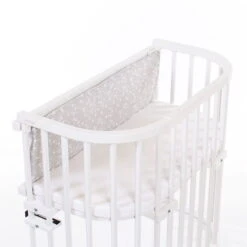 Babybay Maxi Beistellbett Weiß Lackiert Stillbett - Zum Aktionspreis -Kinder Geschäft babybay gitterschutz stimmungsbild 001 5