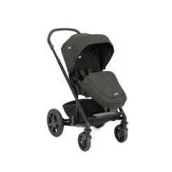 Joie Chrome DLX Set Pavement 2020 Inkl. Babywanne, Fußsack, Adapter & Regenverdeck 14 Joie Chrome DLX Set Pavement 2020 Inkl. Babywanne, Fußsack, Adapter & Regenverdeck -Kinder Geschäft chrome dlx pavement2020 angle footmuff 1