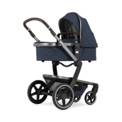 Joolz Day+ Kinderwagen Navy Blue Bundle -Kinder Geschäft joolz day cot navy blue perspective 2
