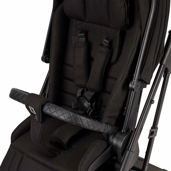 Moon Piú Kombi-Kinderwagen Black/black Matt Zubehör Bundle 17 Moon Piú Kombi-Kinderwagen Black/black Matt Zubehör Bundle – Bild 15