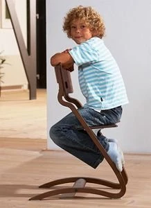 Leander Hochstuhl Classic Farbe Walnuss Mitwachsend 7 Leander Hochstuhl Classic Farbe Walnuss Mitwachsend – Bild 5