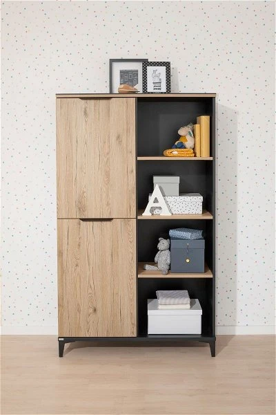 Paidi Tomke Regal 8 Fächer - 2 Türen Links Naturschwarz/Eiche-Bordeaux-Nachbildung 4 Paidi Tomke Regal 8 Fächer - 2 Türen Links Naturschwarz/Eiche-Bordeaux-Nachbildung – Bild 2