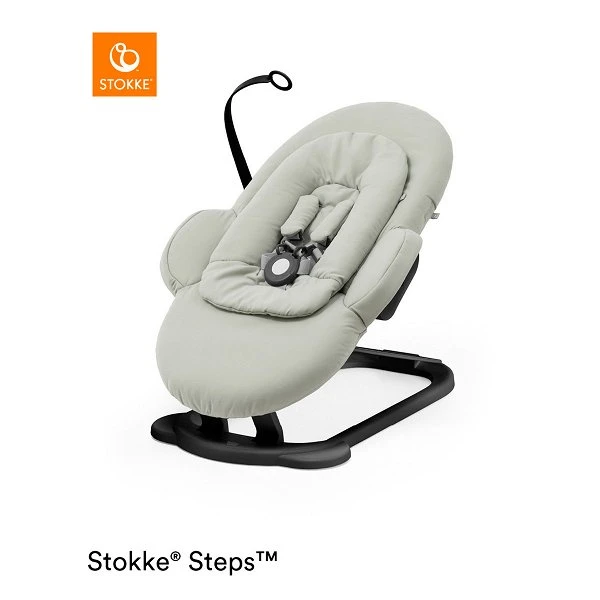 Stokke® Steps™ Bouncer Soft Sage Gestell Schwarz 3 Stokke® Steps™ Bouncer Soft Sage Gestell Schwarz