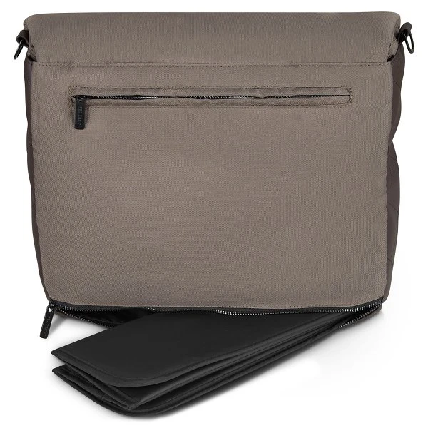 ABC Design Salsa 4 Air Kinderwagen Starter-Set Cream Pure Mit Autositz, Wickeltasche, Fußsack Und Mehr 13 ABC Design Salsa 4 Air Kinderwagen Starter-Set Cream Pure Mit Autositz, Wickeltasche, Fußsack Und Mehr – Bild 11